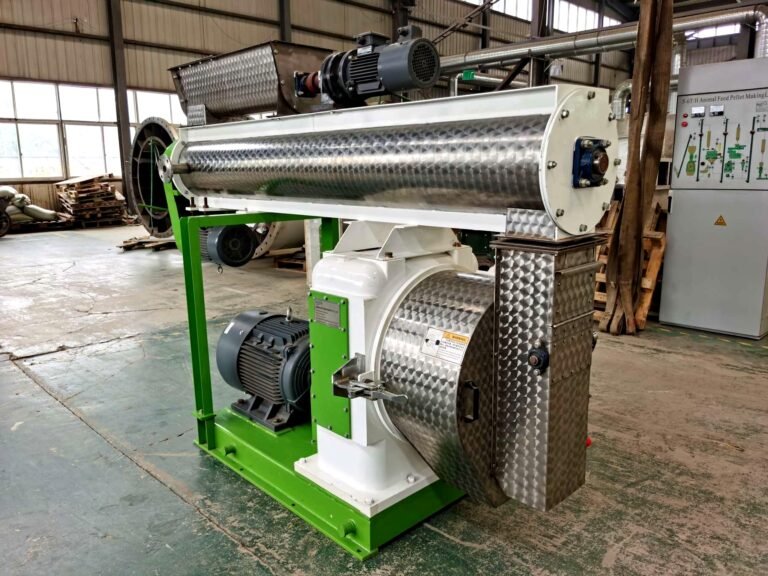 SZLH320 Poultry Feed Pellets Machine